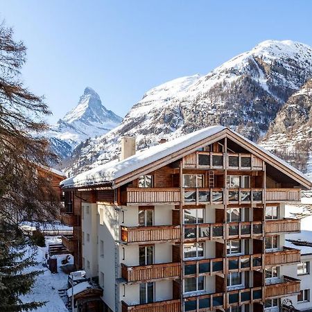 Hotel Holiday Zermatt Ngoại thất bức ảnh