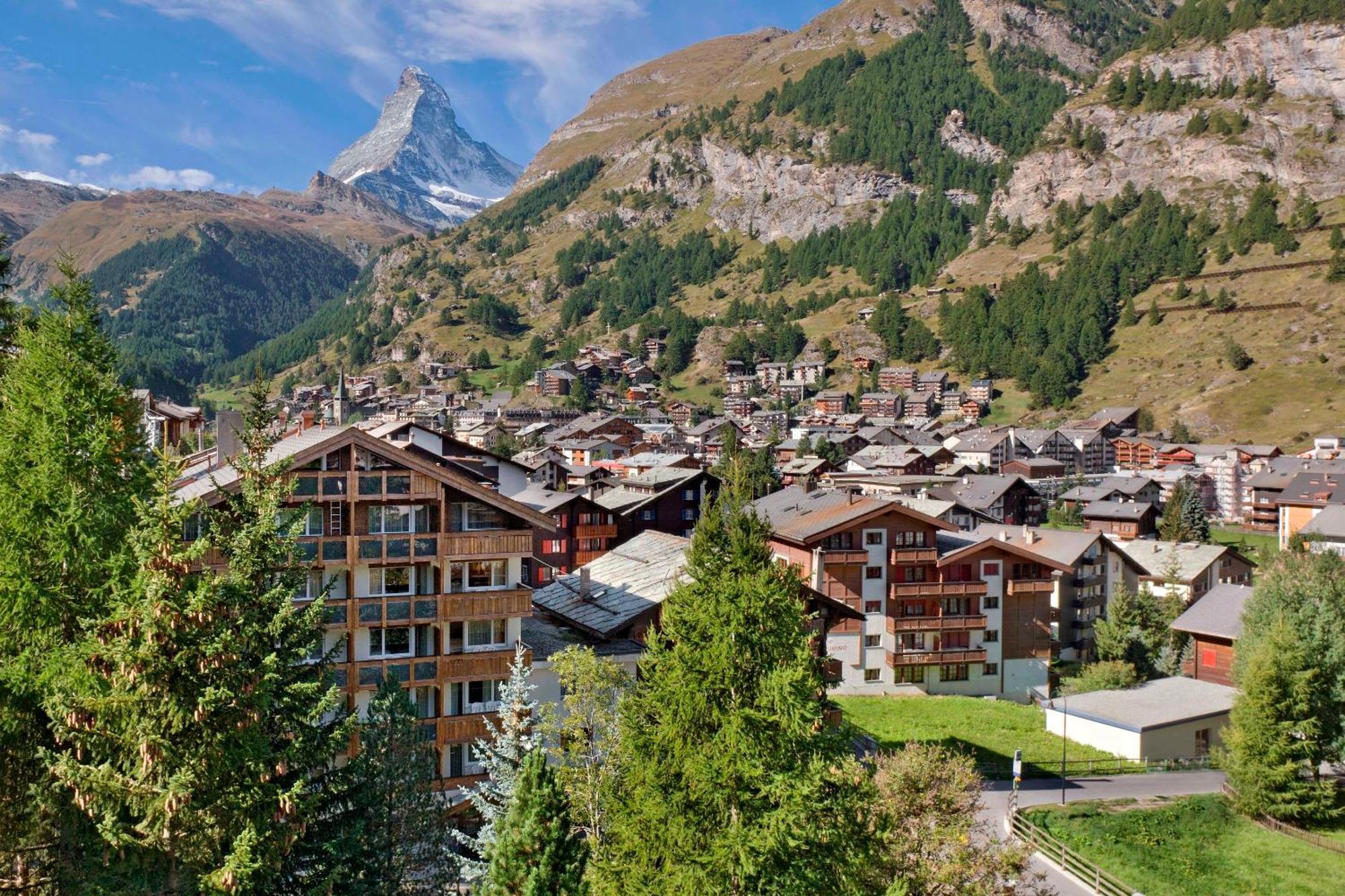 Hotel Holiday Zermatt Ngoại thất bức ảnh