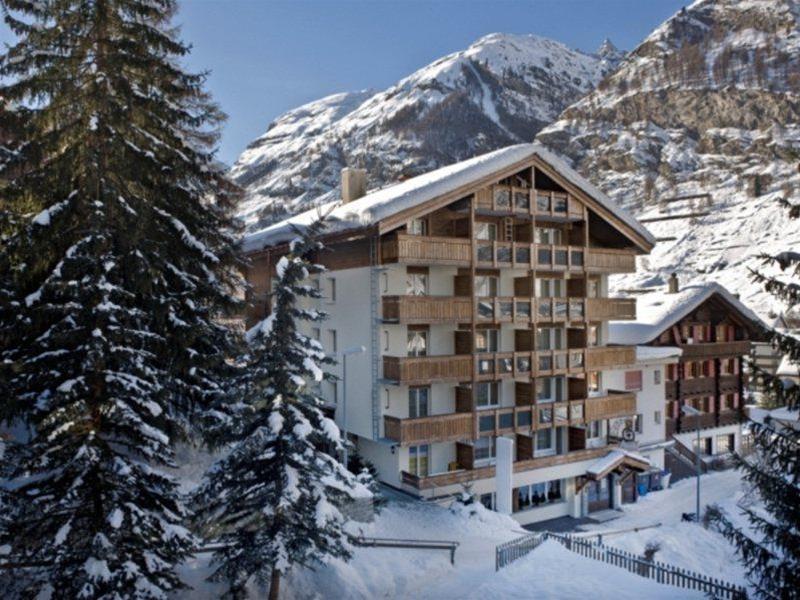 Hotel Holiday Zermatt Ngoại thất bức ảnh