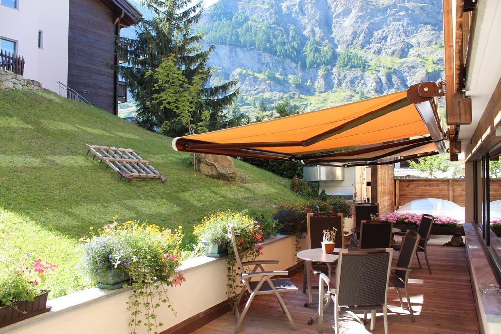 Hotel Holiday Zermatt Ngoại thất bức ảnh