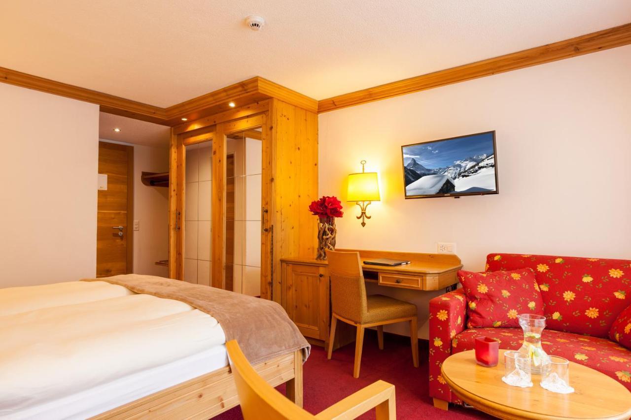 Hotel Holiday Zermatt Ngoại thất bức ảnh